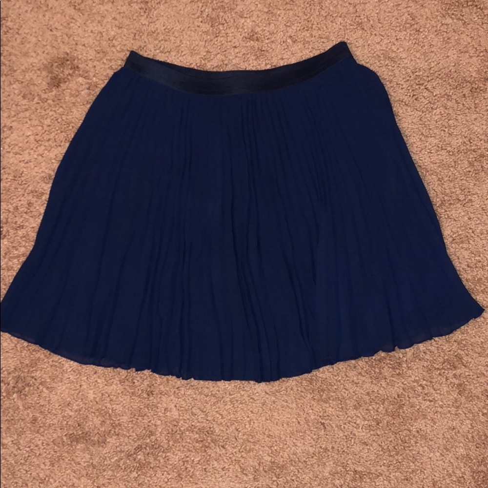 Hollister navy skirt